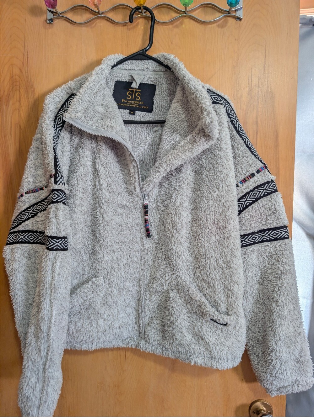 STS Ranchwear Women's Medium Gray Fleece Pullover with Decorative Trim